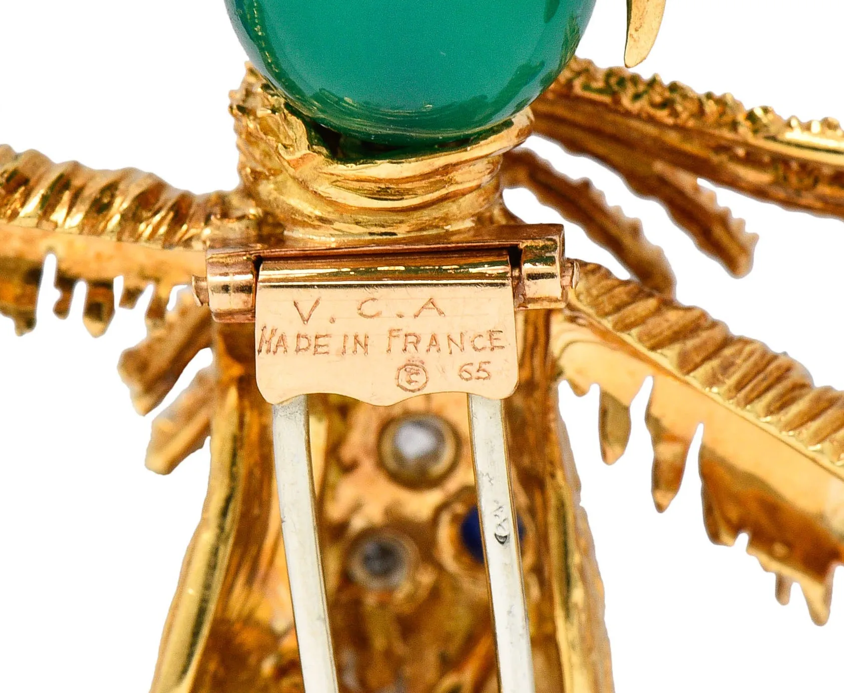 French Van Cleef & Arpels Ruby Sapphire Diamond Chrysoprase 18 Karat Gold Scarecrow Brooch 1965