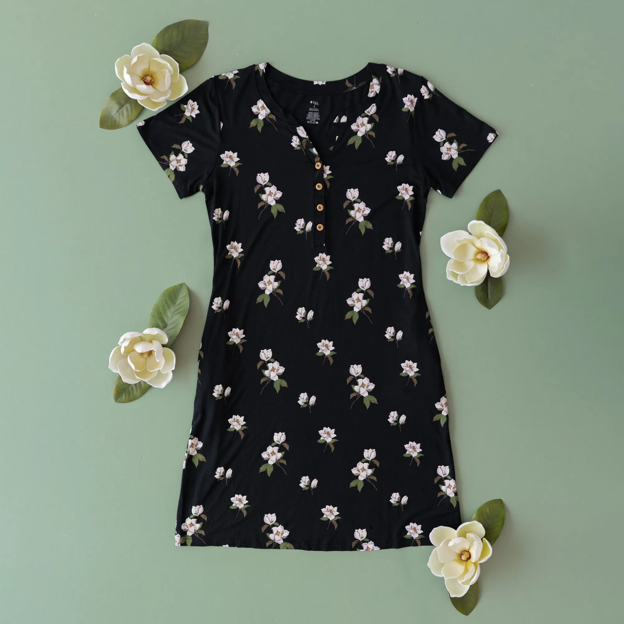 Midi Lounge Dress in Big Midnight Magnolia