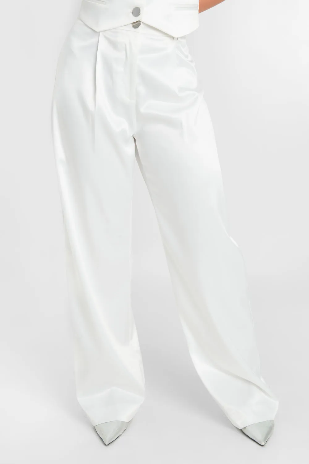 Pantalón wide leg satinado con pinzas