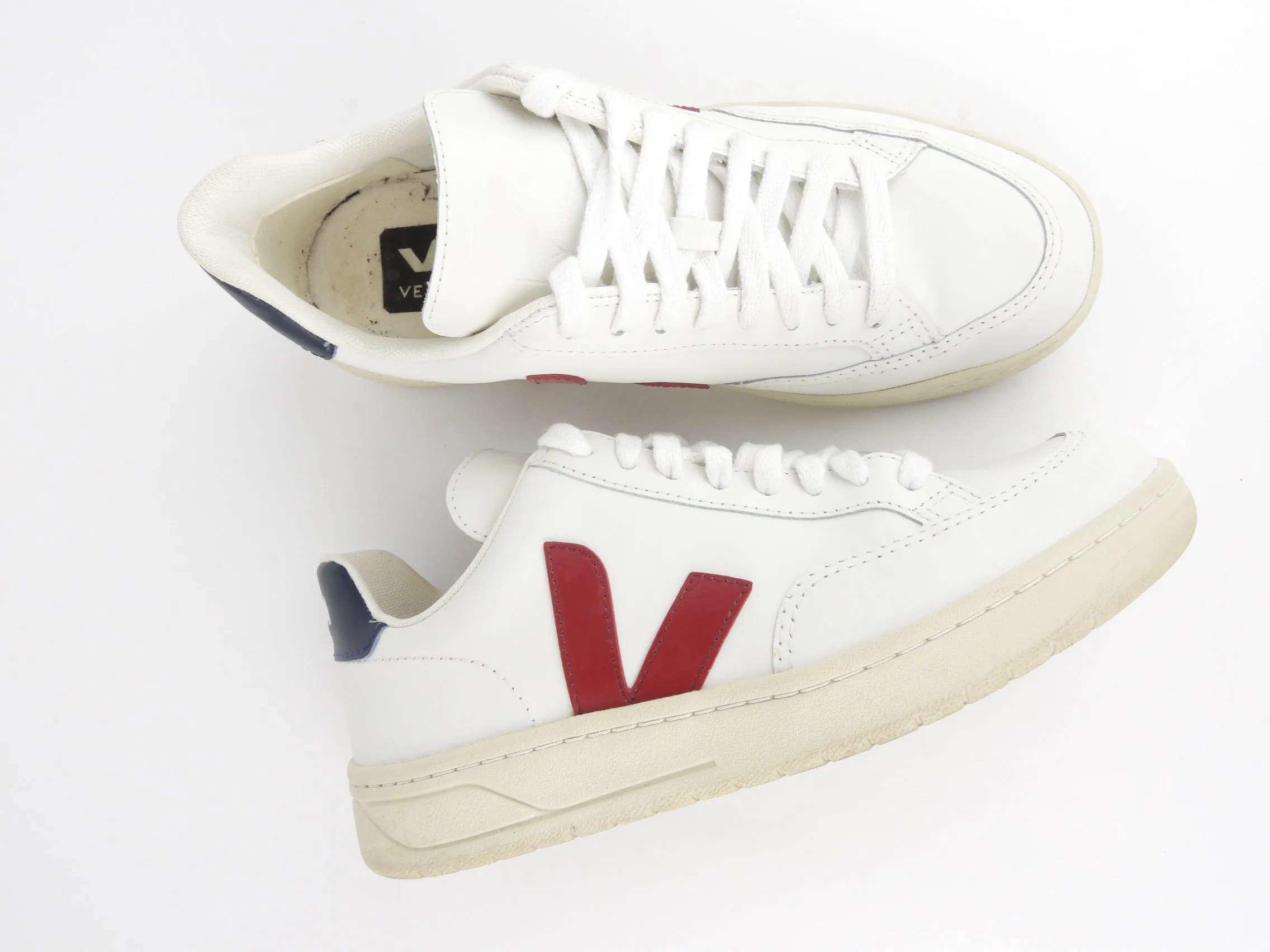 Veja White, Red and Navy Vegan Urca Cwl Brittany Lace Up Sneakers -37 / 6